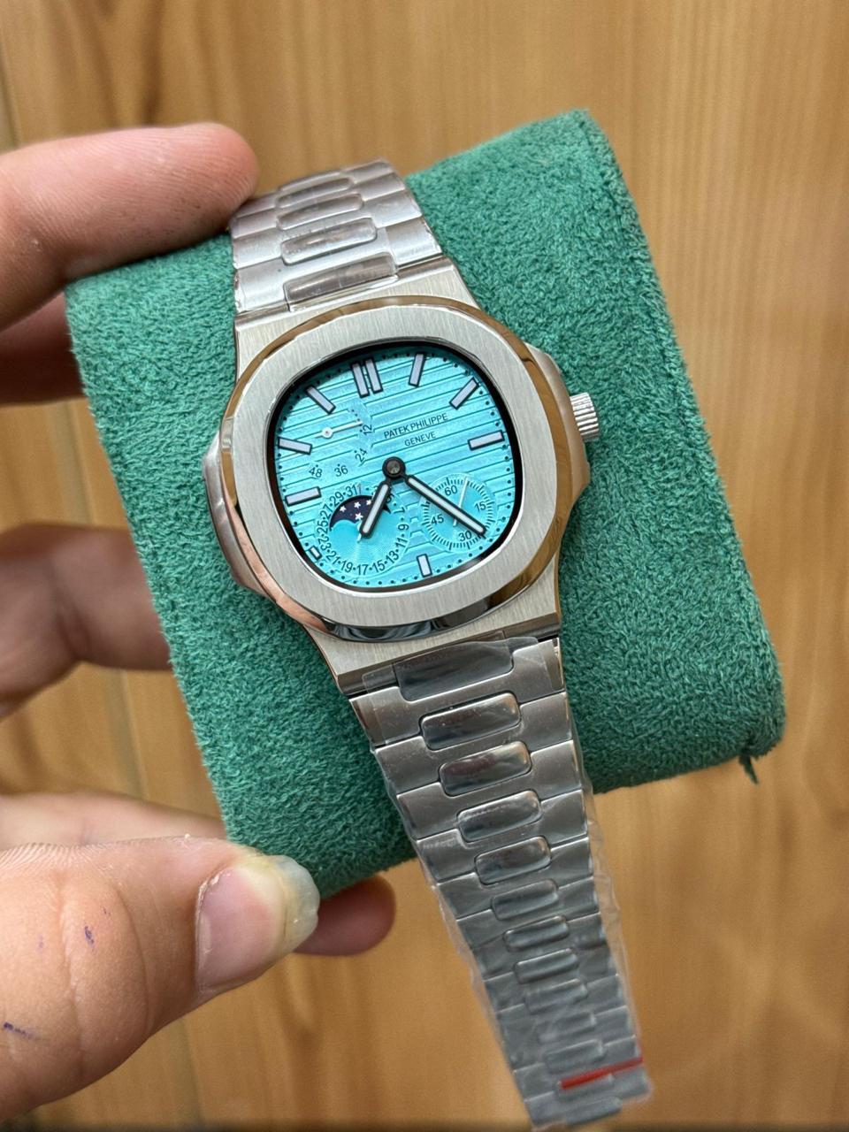 NAUTILUS 5712/1A || TIFFANY