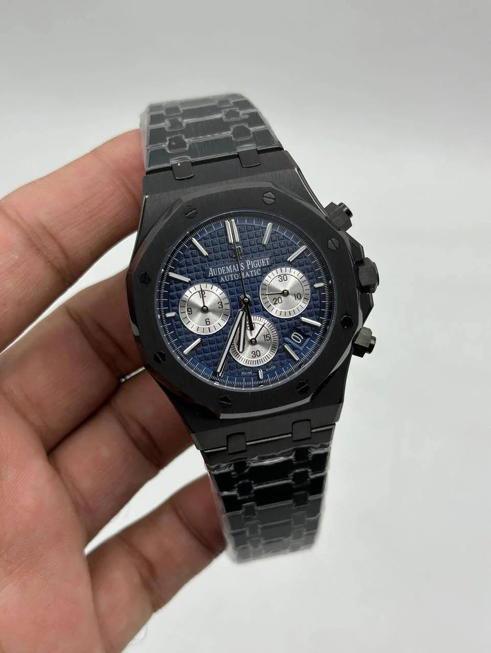 ROYAL OAK || CHRONOGRAPH || BLACK CASE W/BLUE DIAL