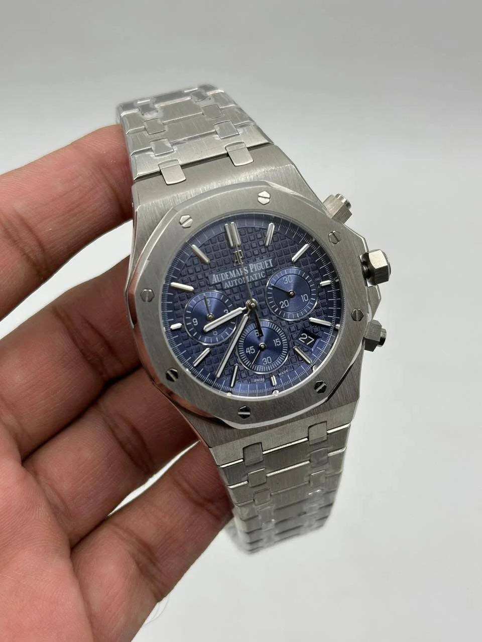 ROYAL OAK || CHRONOGRAPH || SILVER CASE W/BLUE DIAL