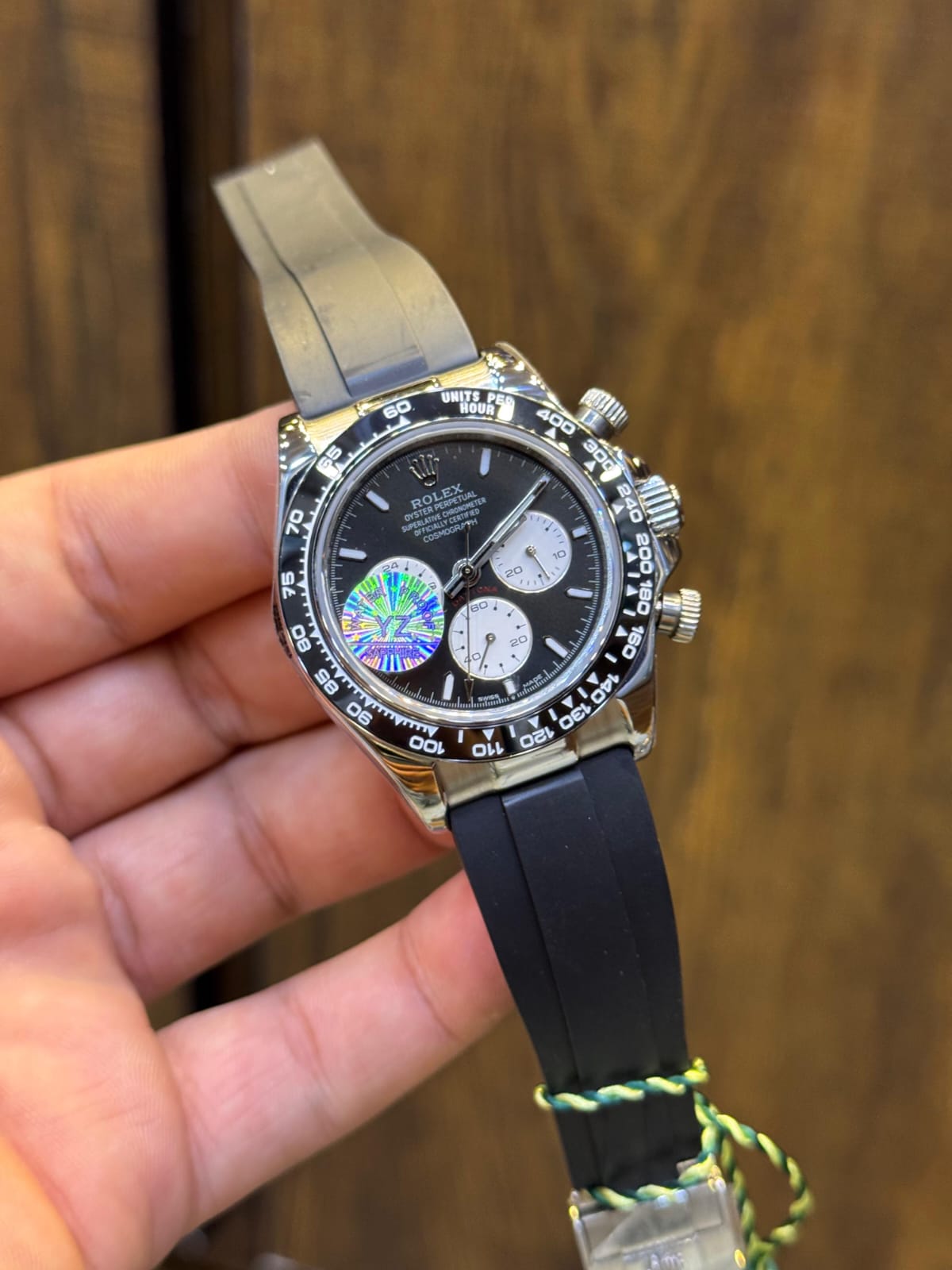 DAYTONA || SILVER CASE WITH BLACK DIAL