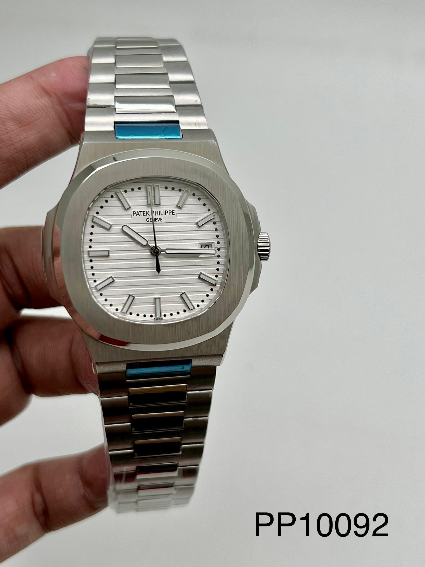 NAUTILUS || 5711/1A || WHITE DIAL