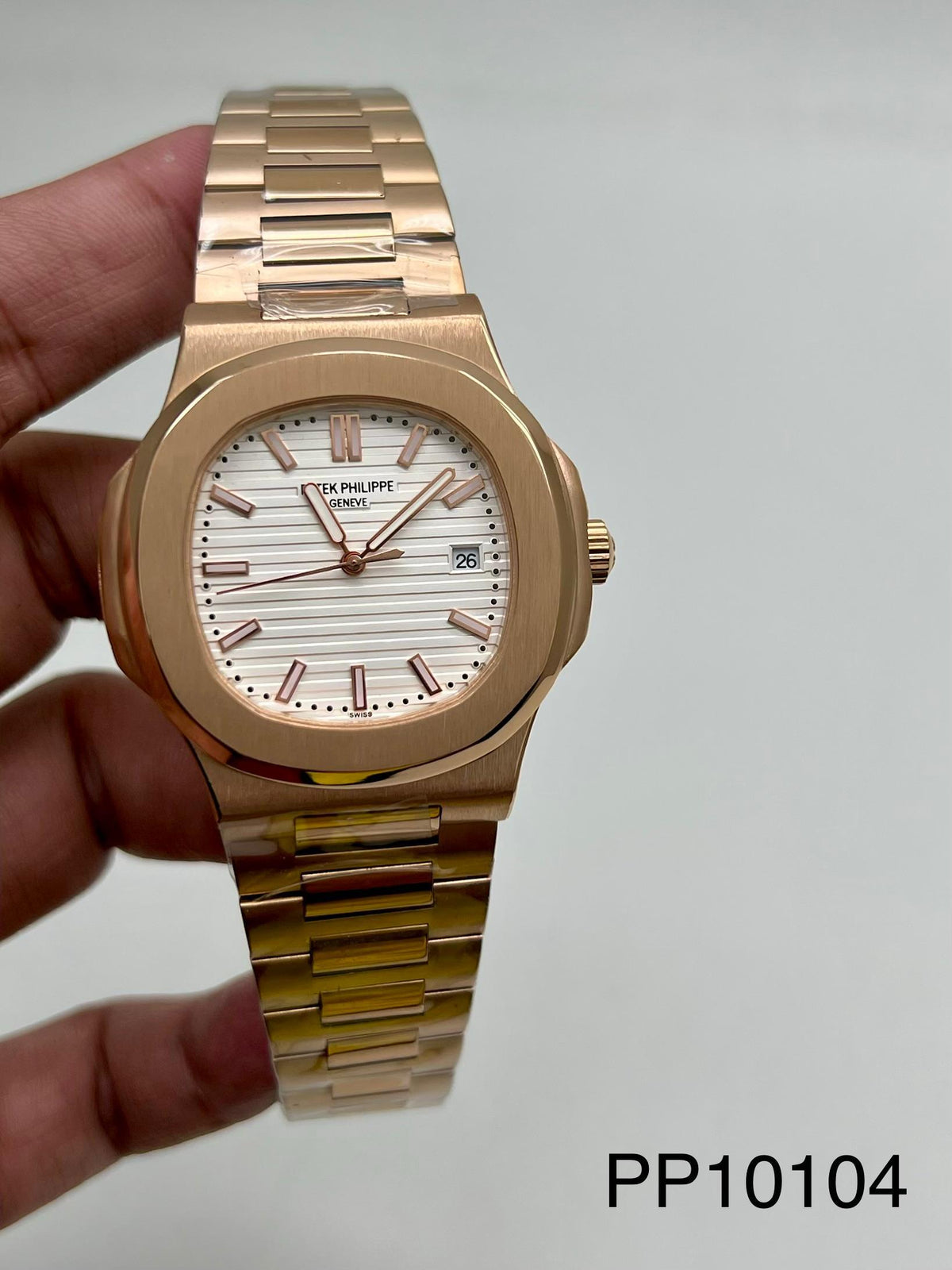 NAUTILUS || 5711/1R || WHITE DIAL