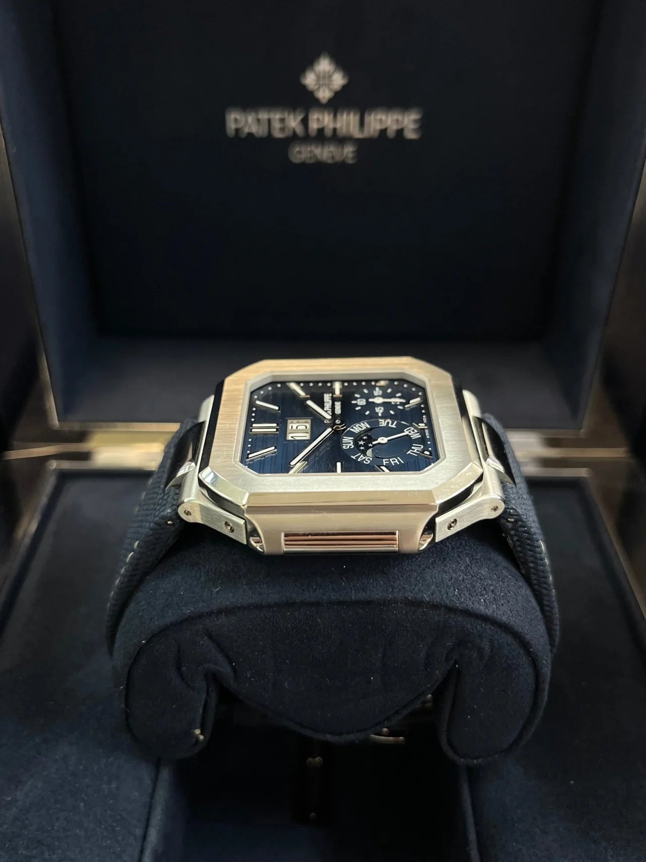 CUBITUS || 5822P || SILVER CASE W/BLUE DIAL