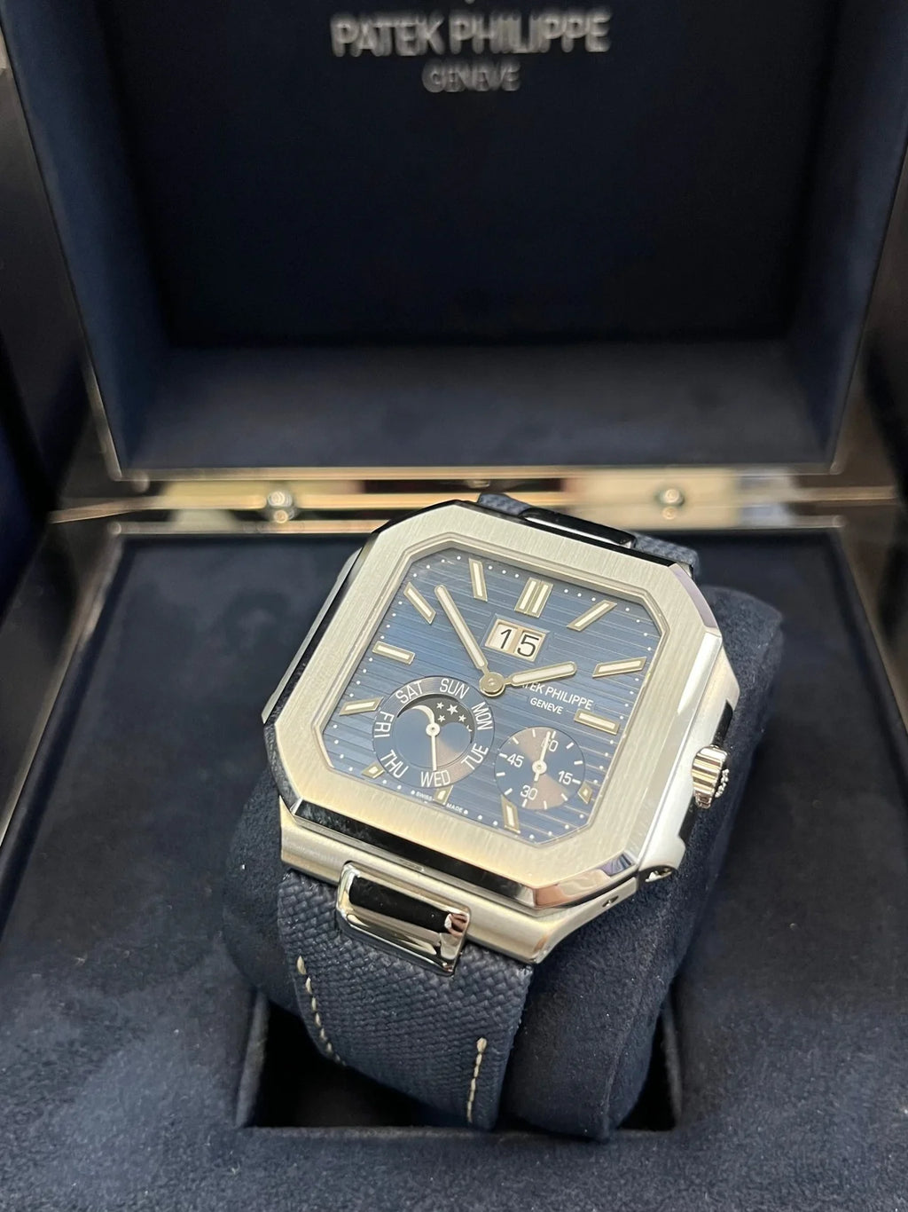 CUBITUS || 5822P || SILVER CASE W/BLUE DIAL